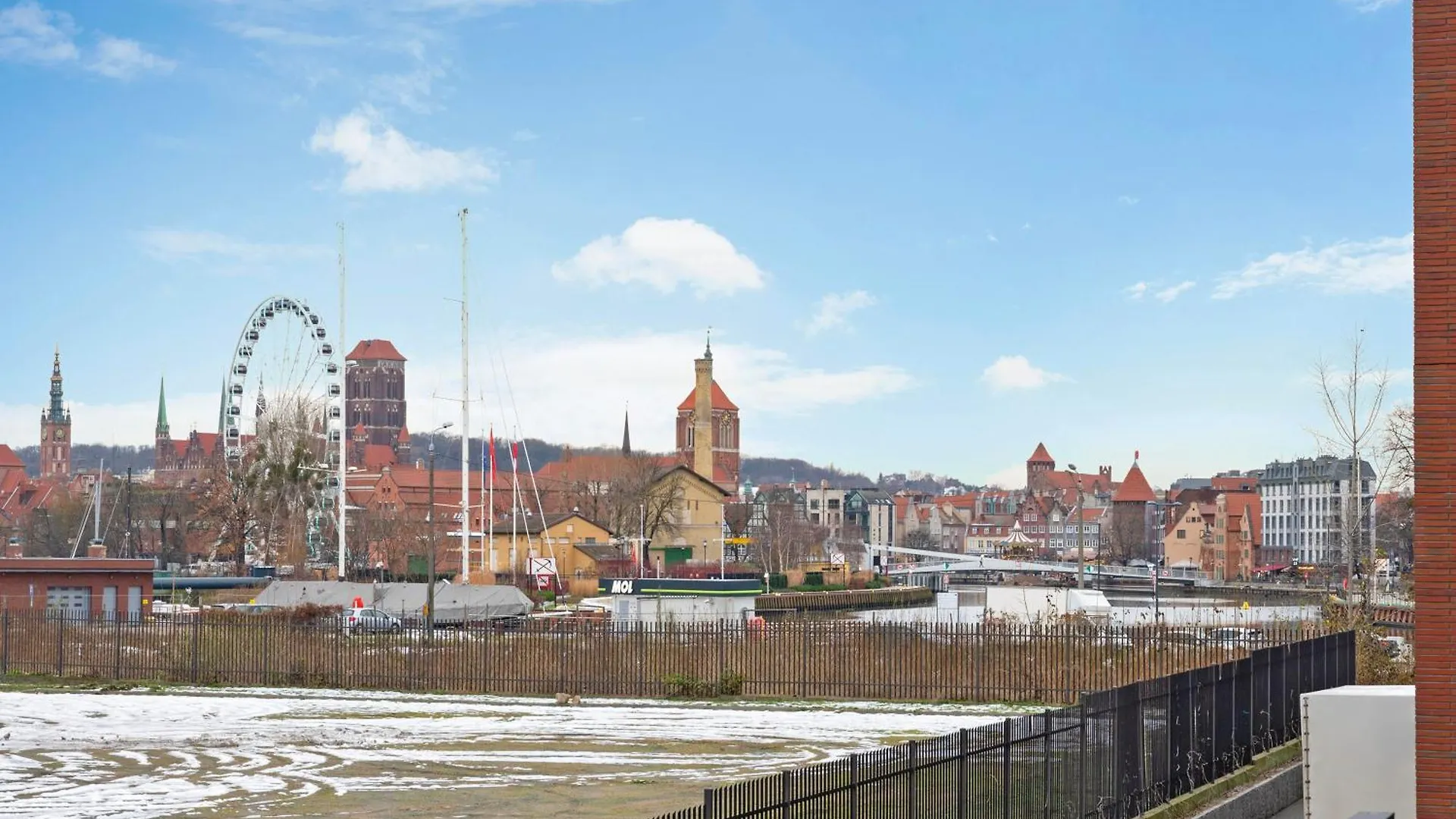 Nadmotlawie Riverside - Sauna, Gym & Parking By Downtown Apartments Gdansk Poland