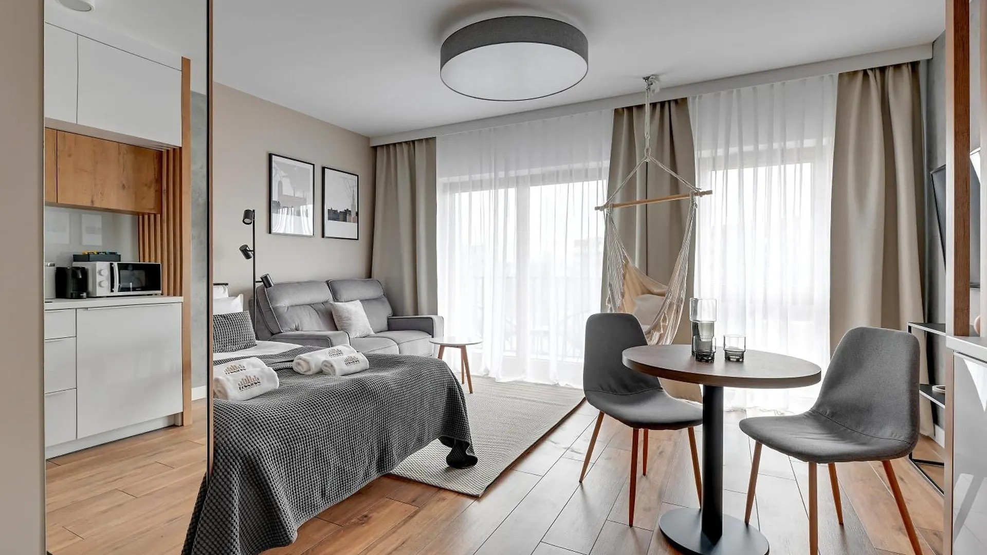 Nadmotlawie Riverside - Sauna, Gym & Parking By Downtown Apartments Gdansk Poland